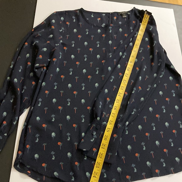 Ann Taylor petite black long sleeves blouse size SP print of small trees - Picture 6 of 7